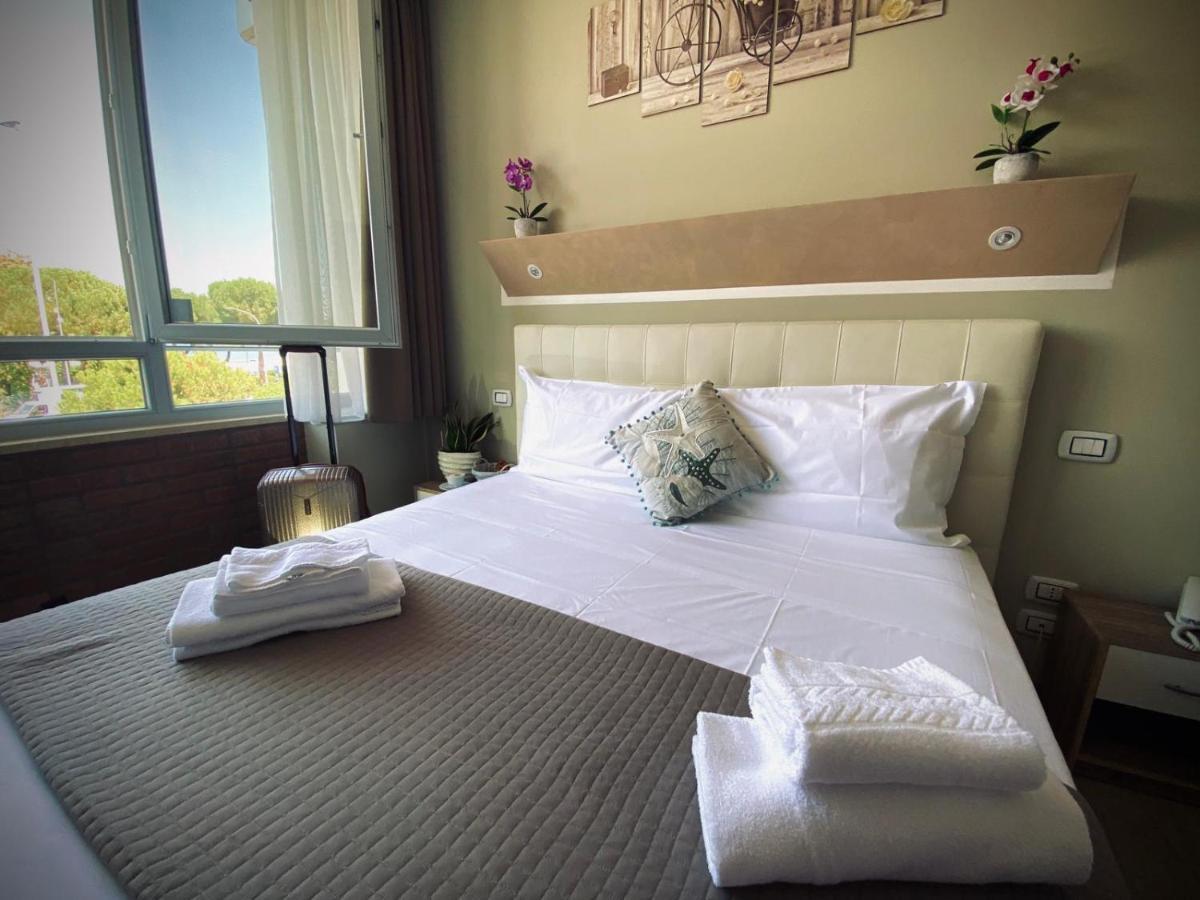 Atico Hotel Desenzano del Garda Ngoại thất bức ảnh
