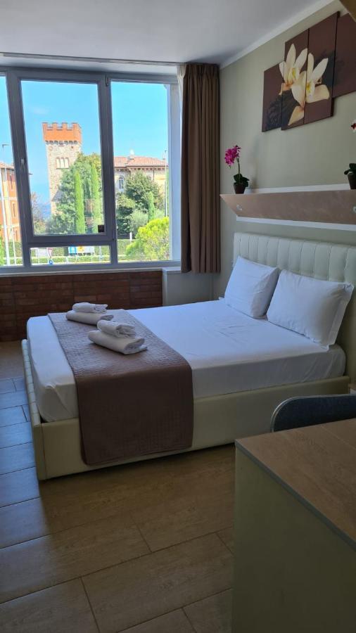 Atico Hotel Desenzano del Garda Ngoại thất bức ảnh