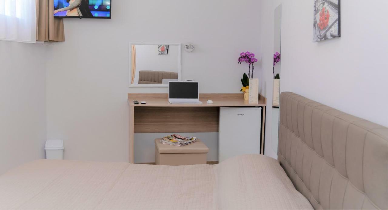 Atico Hotel Desenzano del Garda Ngoại thất bức ảnh