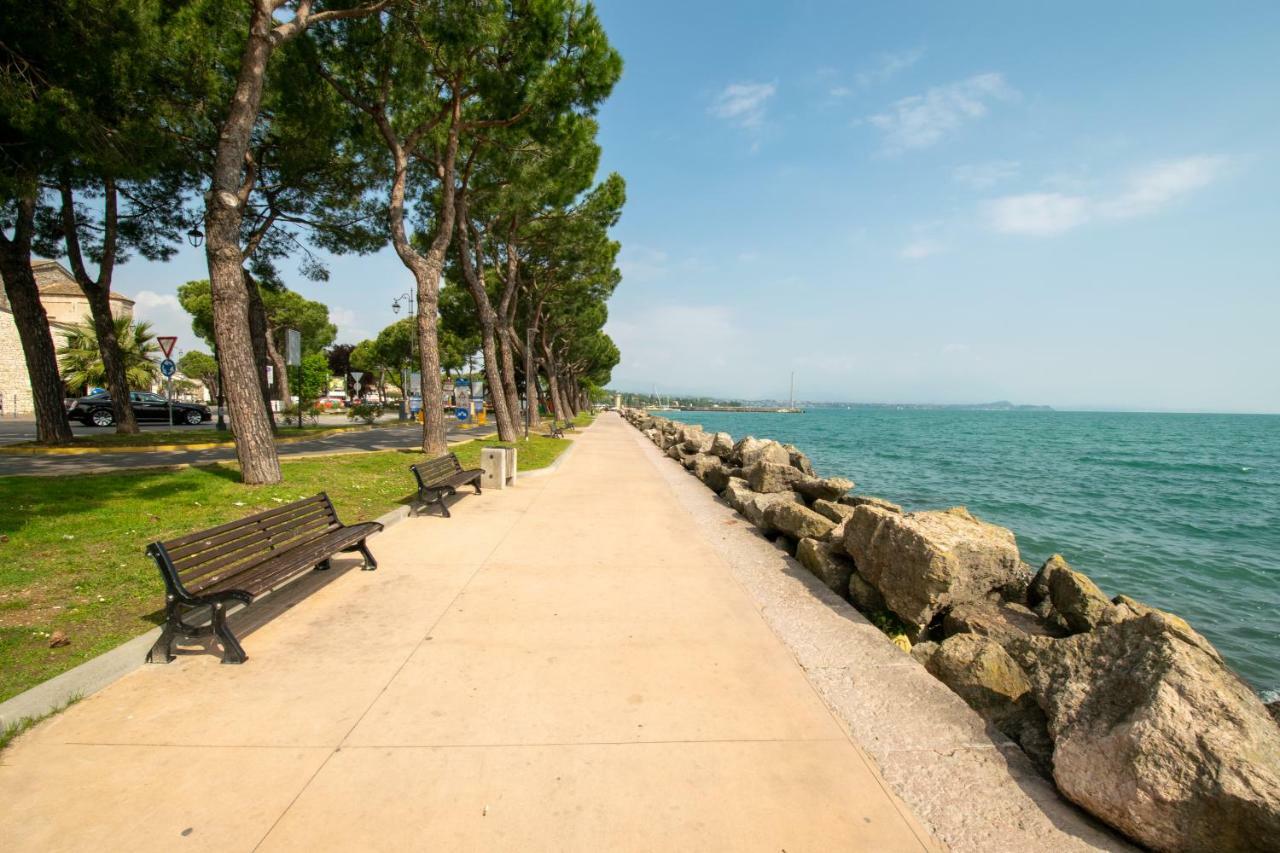 Atico Hotel Desenzano del Garda Ngoại thất bức ảnh